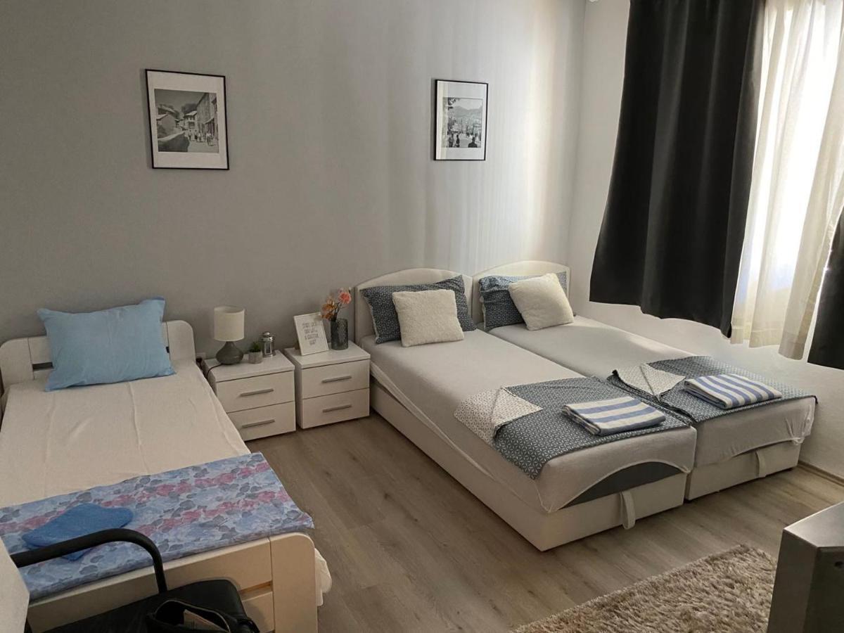 Lamiya'S 2 Bedroom Apartment 莫斯塔尔 外观 照片